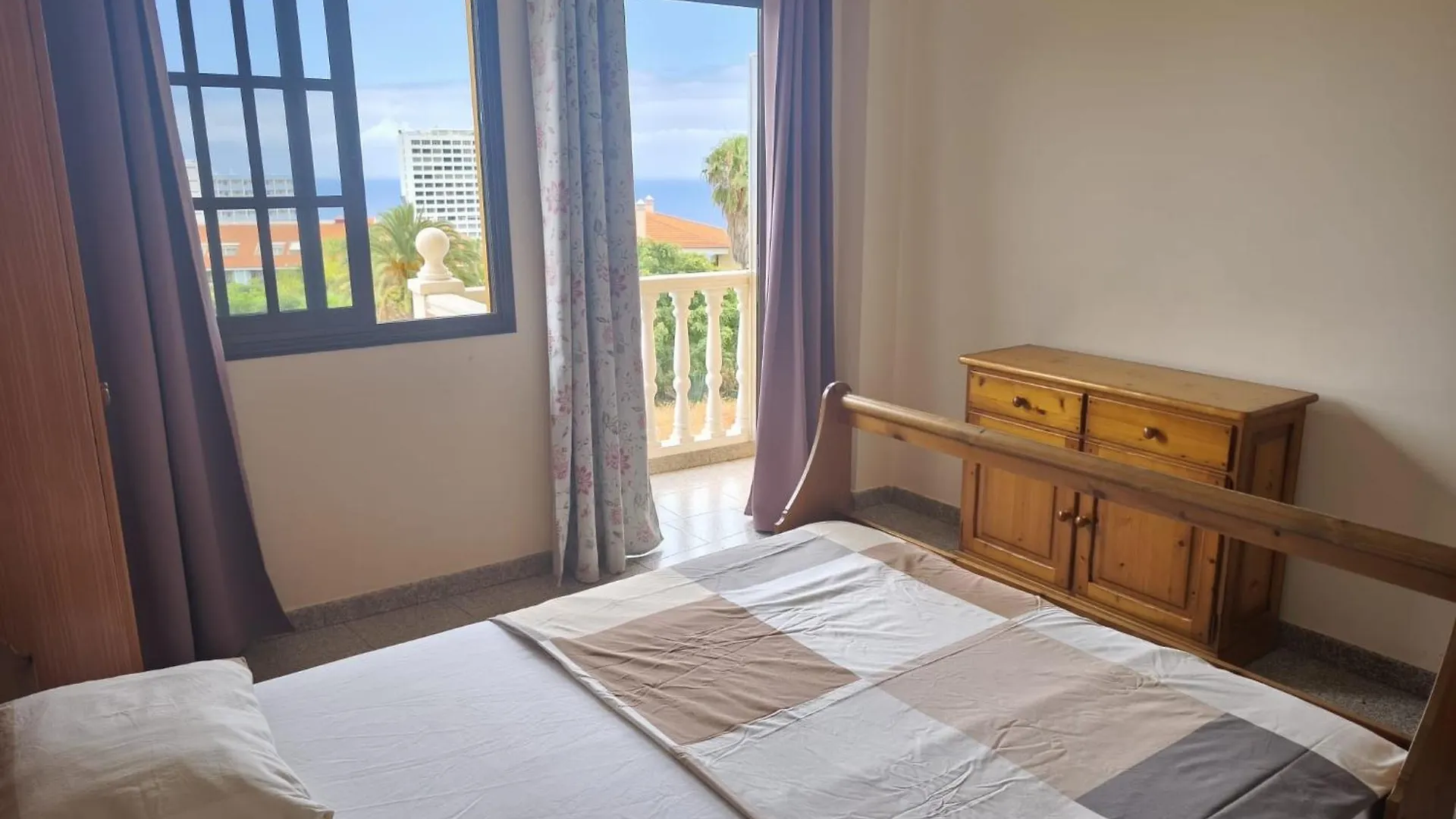 פוארטו דה לה קרוז Two-Bedroom House At Villa Lila ספרד