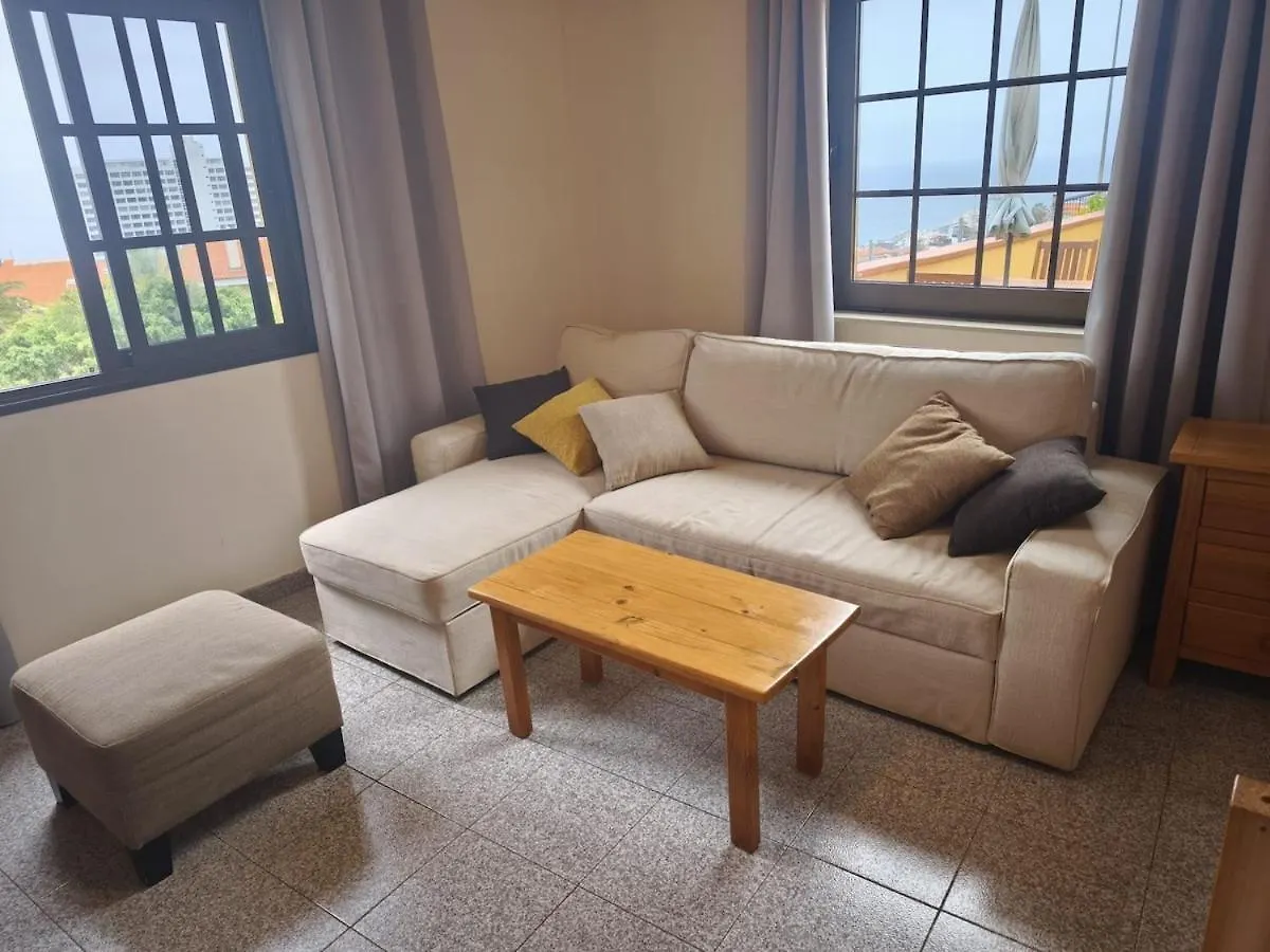 Two-Bedroom House At Villa Lila Puerto de la Cruz  0*, Puerto de la Cruz (Tenerife)
